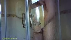 Play Cnix my roomy masturbatinkle in the shower down 2