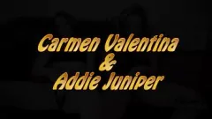 Reproduzir Carmen Valentina e Addie Juniper Lésbicas Vibrador Brincam no Sofá