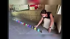 Jouer 老師在上課 我在偷拍他的乳 安定國中郭x容