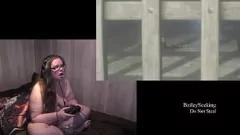 Reproducir Nude Resident Evil 3 Gamer Gamer Girl expuesta con tatuajes y tetas grandes