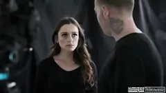 Redare Triplă cu dublu penetrație cu brunetă de brunetă mică
