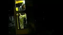 Reproduzir Sessão de empurramento ao ar livre em uma cabine telefônica
