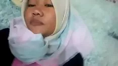 Play Adolescent hijab colmek