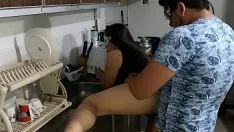 Abspielen Prima putona hindero latina fola con su best en la cocina acaba en la boca y Anzahl Samenflüssigkeit 2-2 Waxonxred